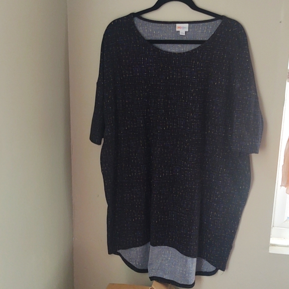 LuLaRoe Irma Large - Picture 1 of 3